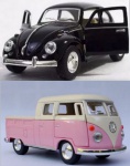 Duas miniaturas, réplicas de carros - representando Kombi Pickup e fusca. Mede aprox. 11cm.