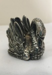 Maravilhoso cisne em prata 925 , med. 6 cm  de Alt. X 7 cm de Comp. pesando 90 grs.
