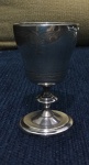 Belíssimo cálice litúrgico em  prata séc. XIX ,  med. 7 cm de Alt.