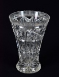 Linda Jarra em cristal francês Baccarat com lapidação geométrica - med. 21,0 cm