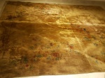 Enorme tapete chinês art  déco com rasgo 4.60 x3 .40 m (ATENÇÃO: RETIRADA APENAS EM NITERÓI POR AGENDAMENTO PRÉVIO APENAS, RUA JOSÉ DANTAS FREIRE 248 - NITERÓI)