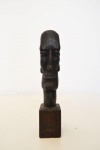 ALECCINI - `Busto de homem negro` - escultura em madeira - 17 cm alt.