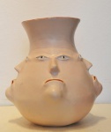 VALE DO JEQUITINHONHA - ` Vaso - caras ` - cerâmica - 33x34 cm