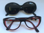 Par de óculos femininos para sol/grau. Um estilo gatinho, sem lente.