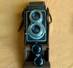 BEAUTY FLEX -  Máquina fotográfica Reflex, filme 6 x 7, ótimo estado. Colecionismo. Case original em couro. Lindíssima. Mede 16 x 10 x 12 cm. No estado.