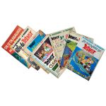 Sete revista em quadrinhos de `ASTERIX` 