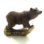 Urso em Resina. Lembrança Do Alaska (Base : 2,50 Cm X 8,00 Cm // Alt : 7,50 Cm) - Ref. Sile.570