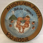 CASA DA SUIÇA - prato de coleção em cerâmica, medindo; 26 cm diâmetro.