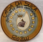 CASA DA SUIÇA - prato de coleção em cerâmica, medindo; 26 cm diâmetro.