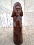 Escultura ERÓTICA ( para se visualizar de ambos os lados )  em madeira maciça de Jacarandá representando " FREIRA ". Altura 25 cm e diâmetro 7 cm.