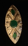 Joia - Magnifico  anel de ouro com 3  esmeralda e  14 brilhantes , med. 3,5 cm de Comp. x 1,7 de Larg.  x 1,5 de Diãmetro . Peso 8.3 grs.