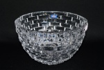 Centro de mesa em belíssimo design em vidro cristaline de manufatura BOHEMIA ROYAL CRYSTAL. Medidas: 22,6x14 cm