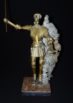 Escultura em bronze maciço com base em granito representando "Don Quixote". Medida total incluindo base e lança 40 cm de altura.