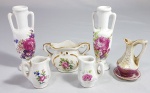 Lote com 6 miniaturas de vasos e jarrinhas em porcelana europeia, decorados com flores. Maior mede 9 e menor 4 cm