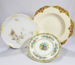 3 pratos em porcelana europeia sendo dois ingleses e um francês. Medida do maior: 26.5 cm