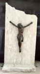 ALFREDO OLIANI (atribuído),  Cristo, escultura em bronze com base em granito, 23x24cm (bronze) ou 70x35cm medida total, assinatura não encontrada.