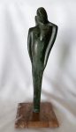 E. C. MINDLIN,  Casal, escultura em bronze, 35cm, assinada, com base de mármore.