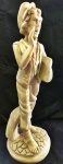 Escultura antiga  Italiana em pó de mármore , medindo 45 cm