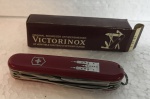 Victorinox - lindo canivete na caixa original sem uso
