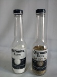 Saleiro e Pimenteiro Coronita, garrafa vidro, com condimentos; aprox. 20,5 x 5cm