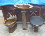 Conjunto de Banheiro, Lavatório, Vaso e Bidê completo padrão Caramelo em bom estado, a coluna do lavatório apresenta bicado na parte interna.