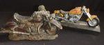 COLECIONISMO - Duas Motocicletas muito bem elaboradas em resina.