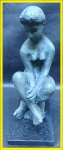 BRUNO GIORGI, escultura em bronze, representando figura feminina, Assinada pelo Artista, Base em granito preto, medindo 35 cm de altura.