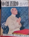 O Cruzeiro ano 31 nº 2, de 25 de outubro de 1958 - O Cruzeiro. 128 págs., bom estado de conservação (capa falta um pedaço na parte inferior junto ao grampo).