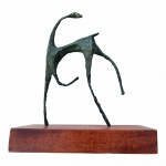 Bruno Giorgi (Mococa, SP, 1905 - Rio de Janeiro, RJ, 1993) - Sem título. Escultura em bronze. Pertenceu a primeira mulher do artista, Sra. Mira de Casrilevitz. 21 x 15 cm (bronze).