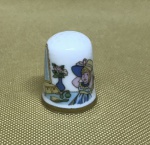 COLECIONISMO - Magnifico dedal em porcelana