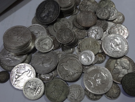 Leilão de moedas de prata
