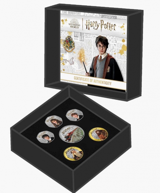 LEILÃO DE FILATELIA, NUMISMÁTICA, PEDRAS PRECIOSAS E FUTEBOL