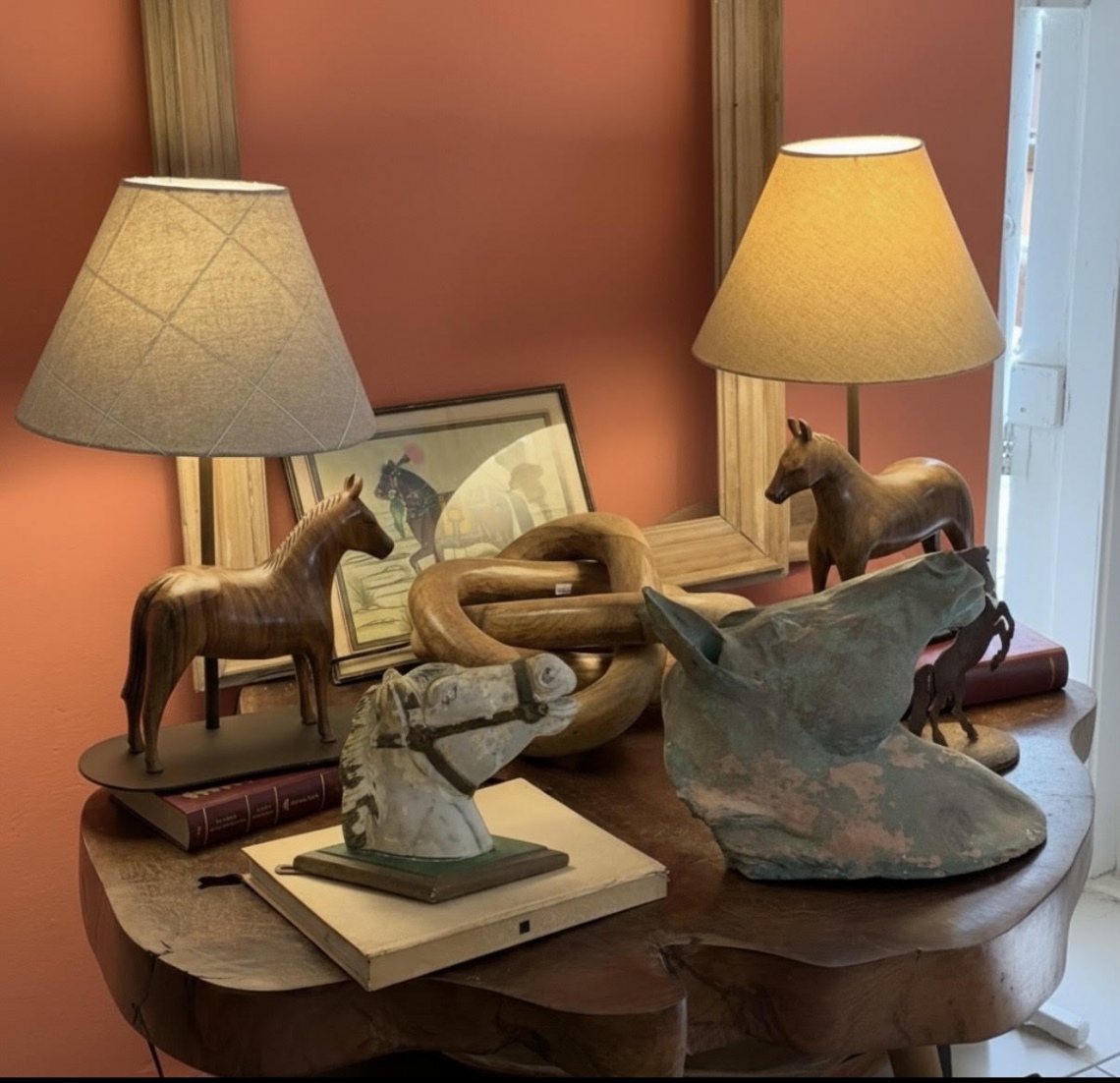 LEILÃO DE ARTE E ANTIGUIDADES