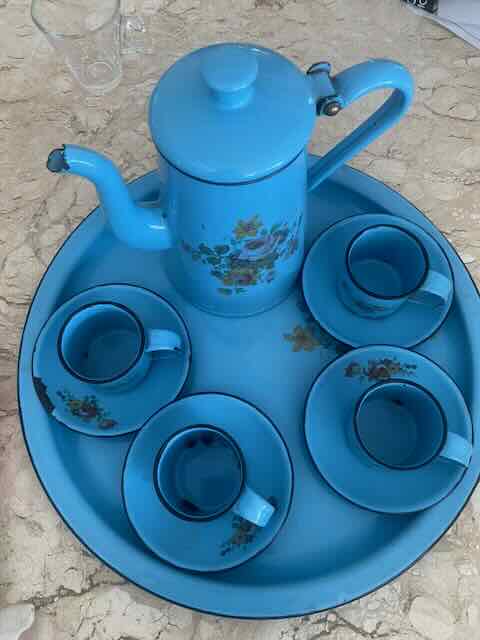 LEILÃO ESVAZIANDO UM CLOSET E DESAPENGANDO DE DIVERSOS OBJETOS