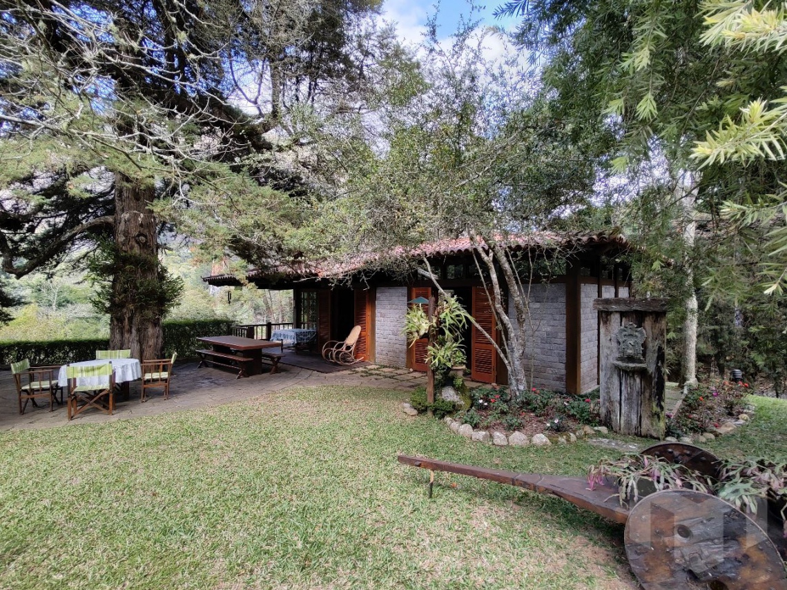 LEILÃO RESIDENCIAL ARARAS (RJ) -  Espólio de Heinz Friedrich Mayer, ex-presidente da BASF Brasil.