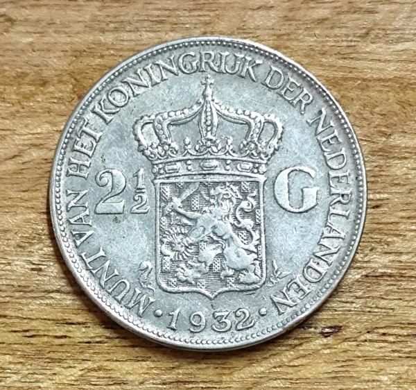 LEILÃO DE NUMISMÁTICA - (CATÁLOGOS, MOEDAS, CÉDULAS, FICHAS E MEDALHAS)